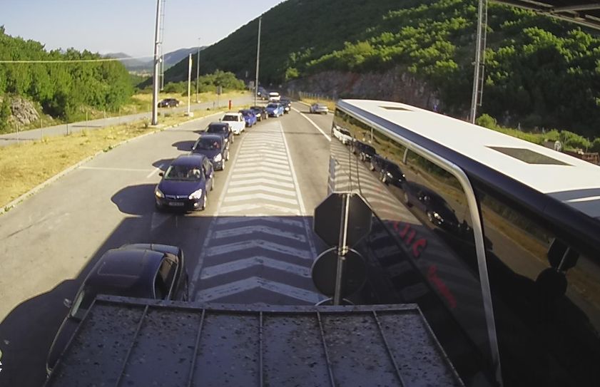 Povoljni uslovi za vožnju: Očekuju se zadržavanja na pojedinim graničnim prelazima