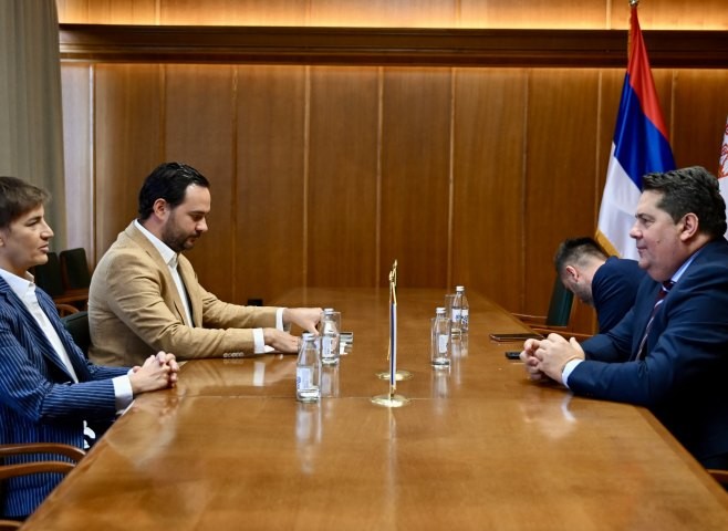 Razgovarali o saradnji Srpske i Srbije: Stevandić se sastao sa Brnabićevom