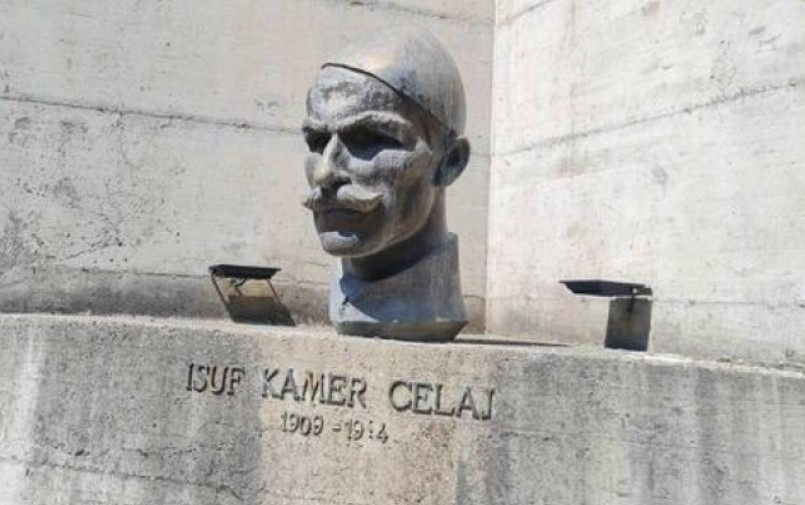 Vujovićeva najavila: Spomenik Čelaju postavljen potpuno nezakonito