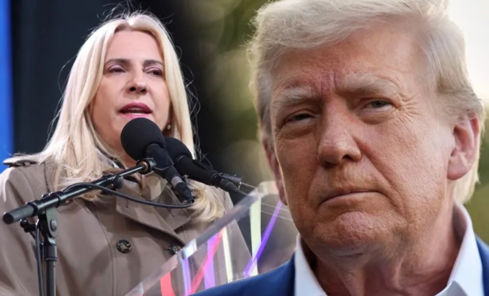 Cvijanovićeva zahvalila Trampu i Melaniji: Stigle božićne i novogodišnje čestitke FOTO