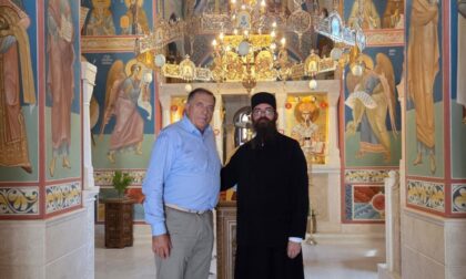 Predsjednik Srpske posjetio manastir Rmanj: “Svjedoči o istoriji srpskog naroda” FOTO