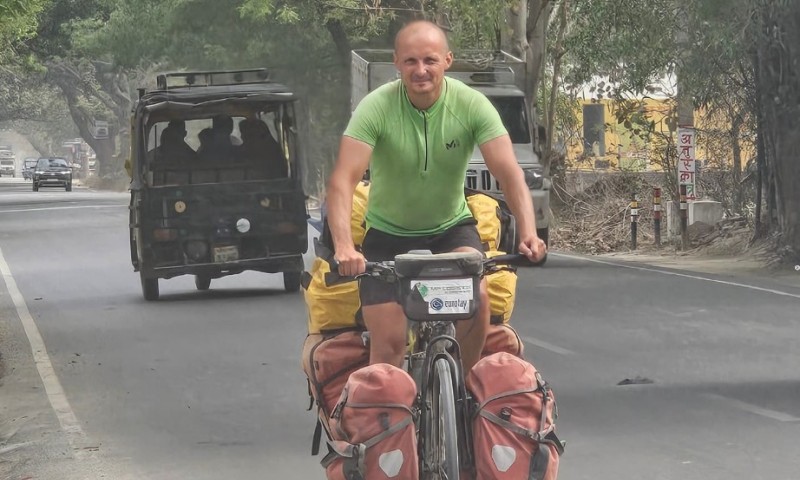 Sve na dva točka: Dragan se popeo na Mont Everest i obišao čak 41 zemlju FOTO