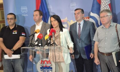 Rasprava o Centralnom spomen-obilježju: Stanivuković u klinču sa članovima Odbora FOTO