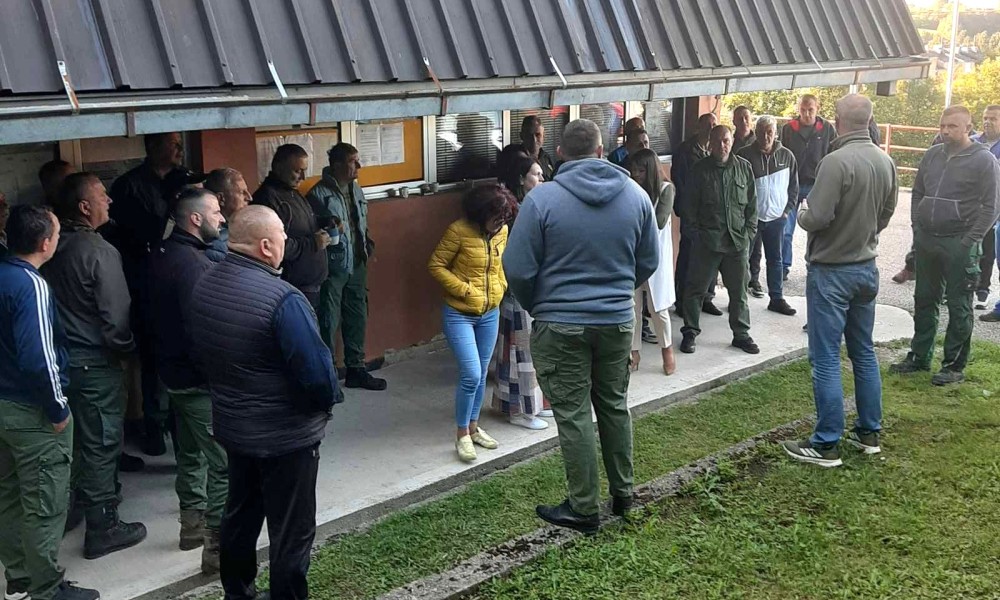 Kasne plate i doprinosi: I radnici ŠG “Čemernica” iz Kneževa stupili u štrajk