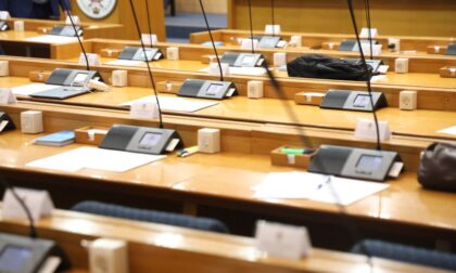 Razmatra se odluka CIK-a: Posebna sjednica Narodne skupštine o prijevremenim izborima