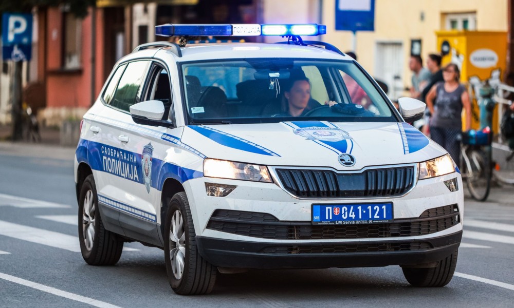 Mladić izboden dok je čekao autobus: Zbog mraka i slušalica nije čuo i vidio napadača