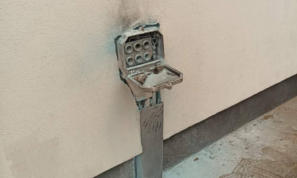 Vatrogasci imali pune ruke posla: Tri požara u Banjaluci FOTO