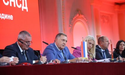 Glavni odbor SNSD-a usvojio zaključke: Dodik neće biti ućutkan, Srpska ostaje snažna
