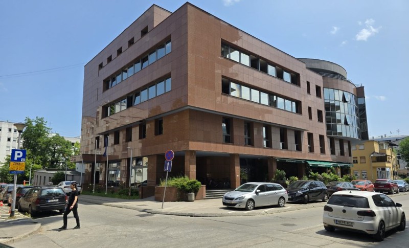 Pred komisijom i sindikat i uprava UIO: Zakazano javno saslušanje zbog korupcije