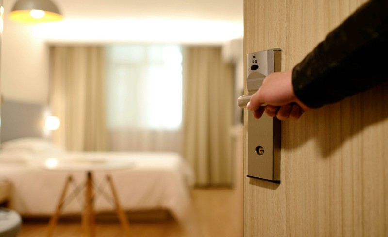 Prljav roštilj, nema soli: Šta sve očekujete u apartmanu od 900 evra VIDEO