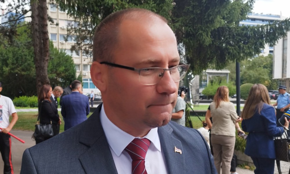 Prekinuta sjednica! Bosančić: Dojava o bombi stigla iz BiH sa pozivnog broja 065 FOTO