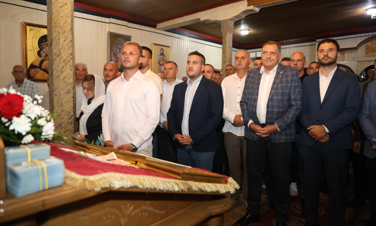 Dodik na ilindanskom zborovanju: Crkva brvnara znak srpskog otpora turskoj vladavini