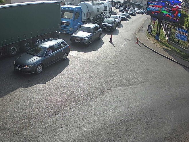 Naoružajte se strpljenjem: Duge kolone vozila na ovim graničnim prelazima u BiH