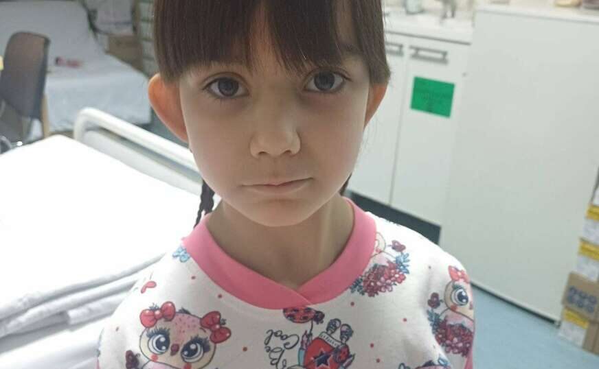 Otac će joj dati bubreg, ali ne mogu sami: Jana sa dvije godine ostala bez majke, danas vodi najtežu bitku