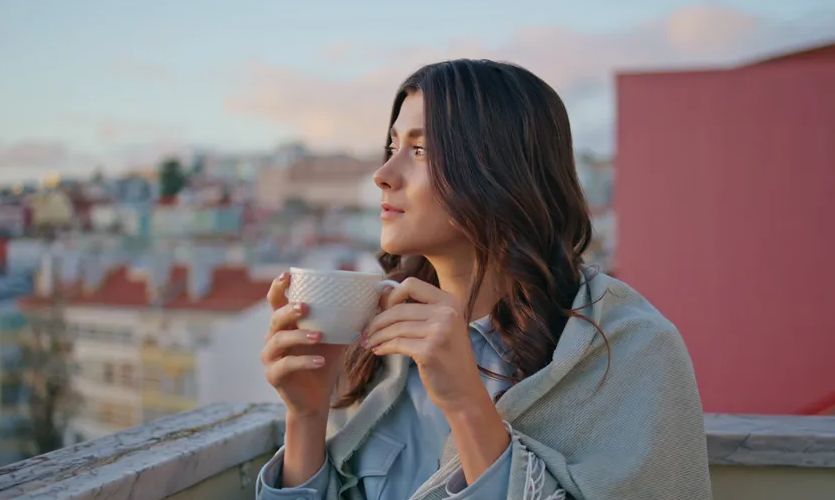 Bar jedan zalogaj prije kafe: Evo zašto je nije dobro piti na prazan stomak