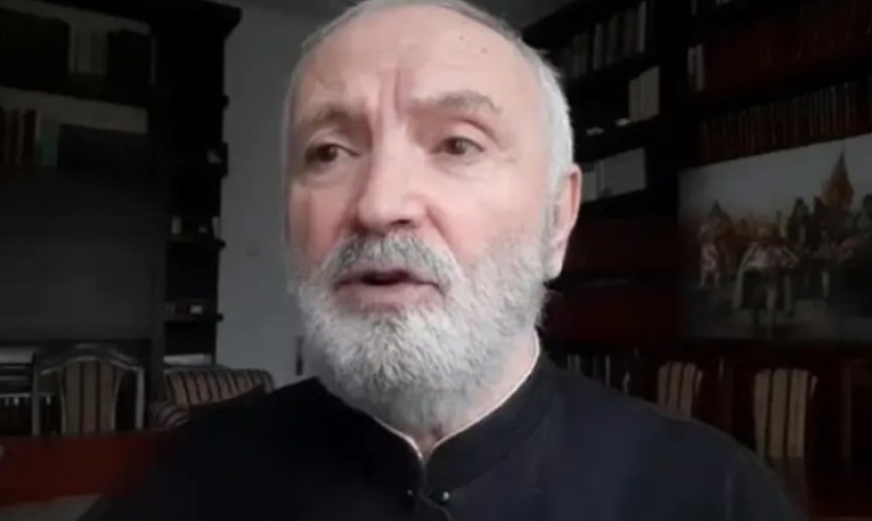 Otac Ljubomir poručio: “Bolje slanina u postu, nego ovaj grijeh – neoprostivo je”