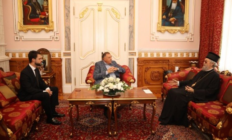 Posjeta Vladičanskom dvoru: U Banjaluci počeo sastanak Dodika i mitropolita Јefrema