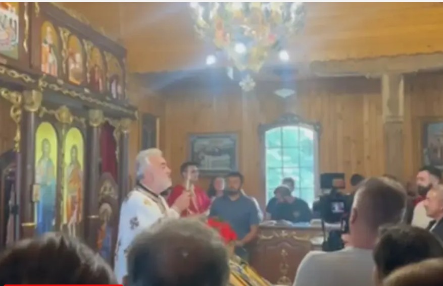 Vjernici u Omarskoj ispratili oca Sretu u penziju: Za 37 godina ostavio neizbrisiv trag