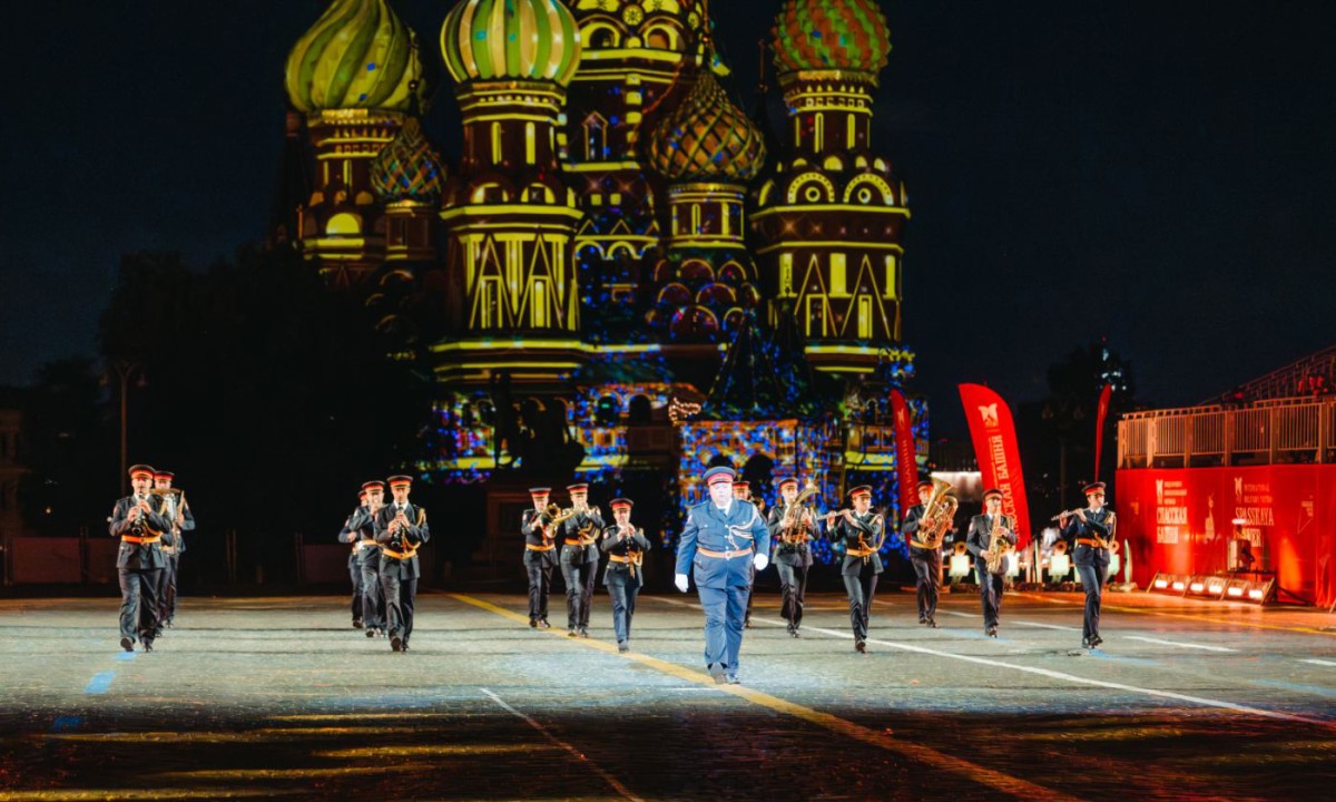 Oduševili na Crvenom trgu: Policijski orkestar MUP-a RS na festivalu u Moskvi FOTO
