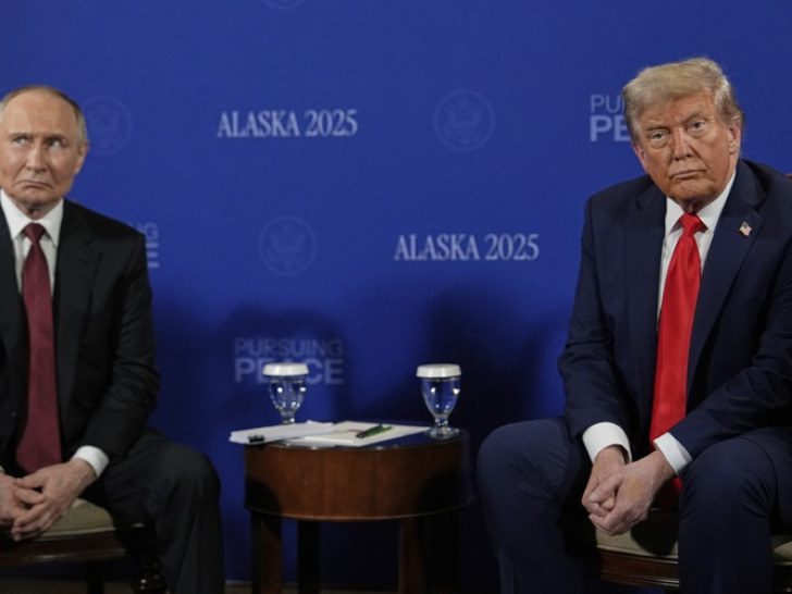 Počeo sastanak Putina i Trampa na Aljasci: Dvojica lidera tragaju za mirom VIDEO