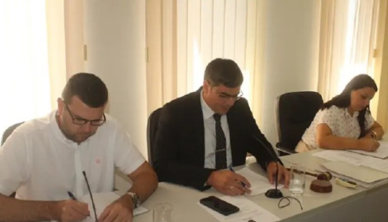 Opozicija nije prisustvovala: Jednoglasna podrška predsjedniku Dodiku u Srpcu