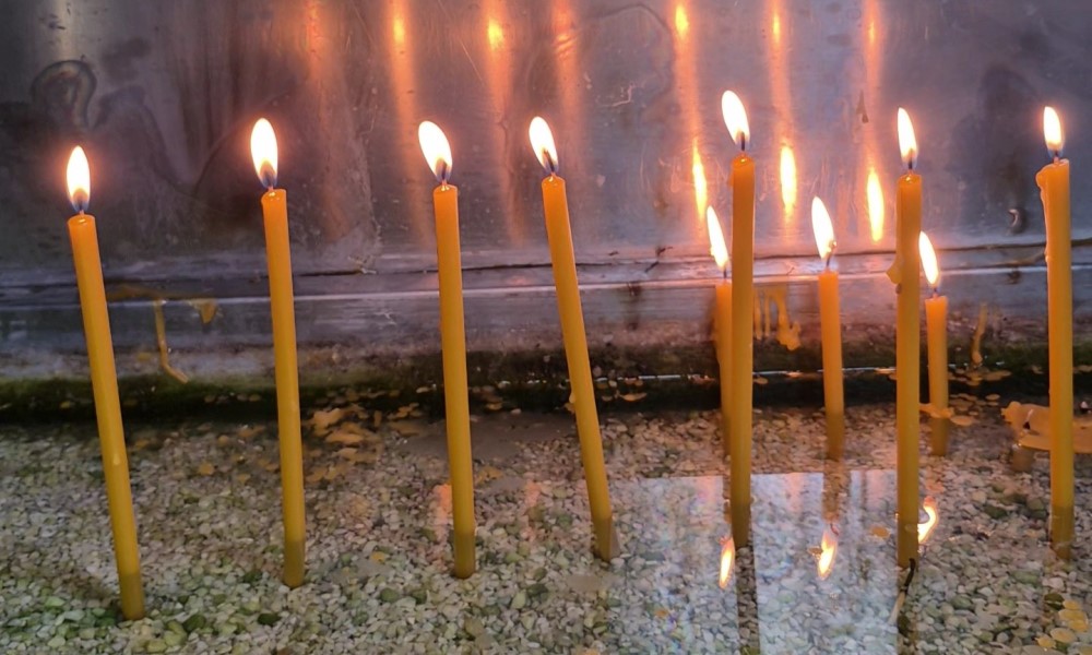 U subotu Miholjske zadušnice: Evo šta vjernici rade i kako se obilježava ovaj sveti dan