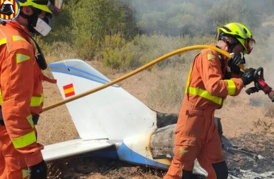 Veliki dio letjelice izgorio u požaru: Srušio se avion u Valensiji, dvije osobe poginule