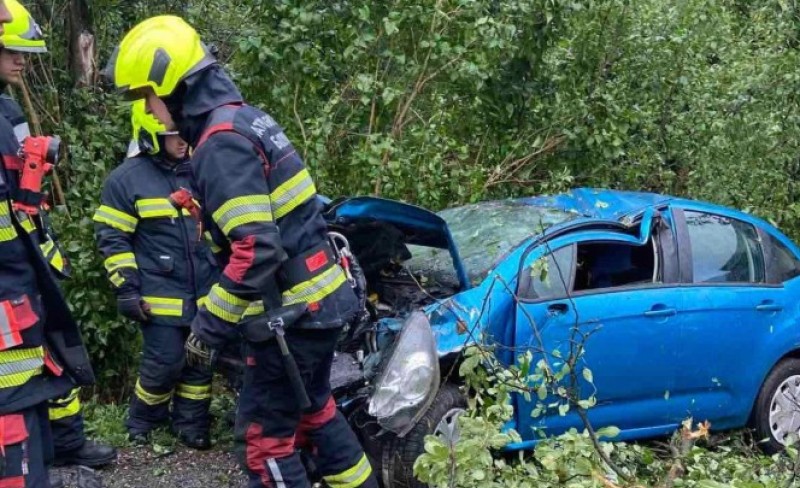 Intervenisali vatrogasci: Četvoro povrijeđeno u dvije nesreće kod Banjaluke
