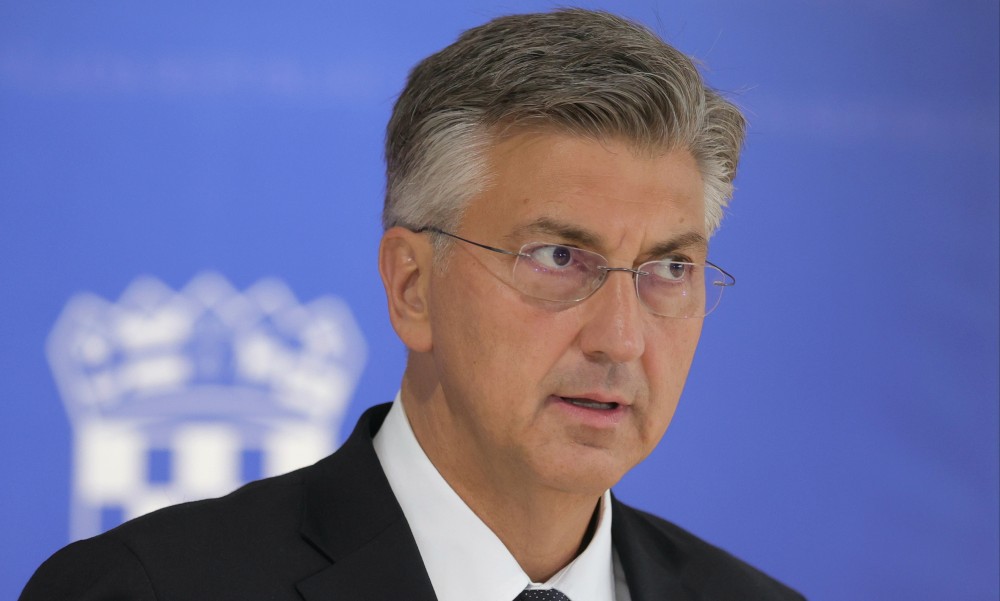 Plenković odbio Dabru: Nema šanse da HDZ podrži zabranu komunističkih simbola