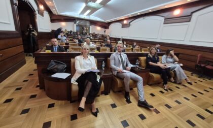Saga oko javne rasvjete se nastavlja: Hoće li uzorci danas stići u banjalučku Skupštinu?