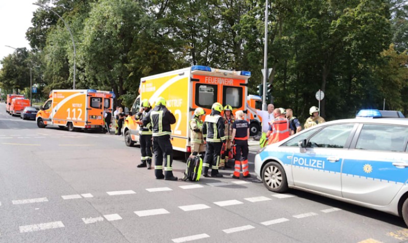 Horor u Berlinu: Vozač automobila udario u grupu pješaka