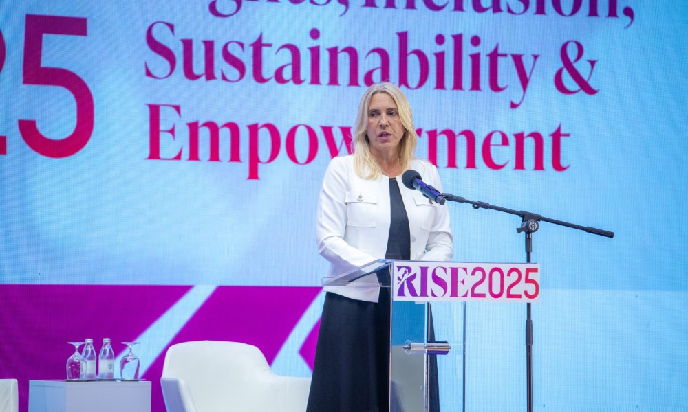 Cvijanovićeva na konferenciji: Politika zahtijeva podjednako učešće žena i muškaraca