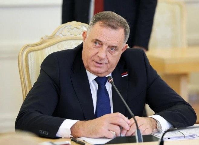 Dodik pred sastanak sa Putinom: Vjerujem da će biti napravljeni novi dogovori