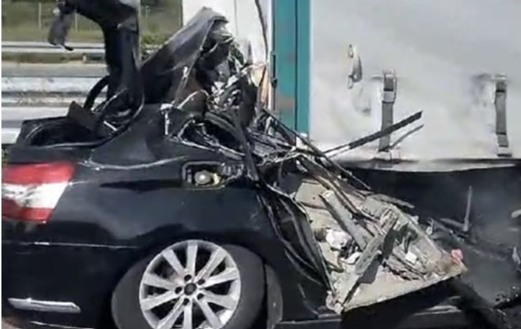 Podletjela pod kamion: Inspektorka iz Banjaluke poginula u saobraćajnoj nesreći