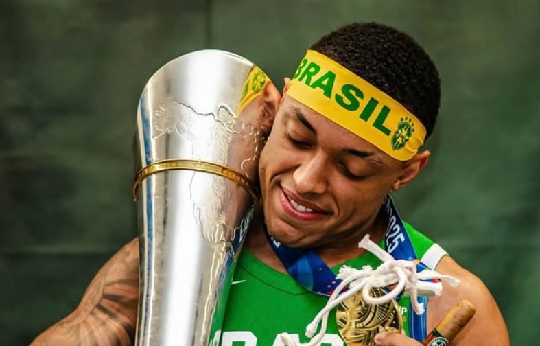 Da li je to Jago prozvao Zvezdu? Oglasio se prvi put od “precrtavanja”