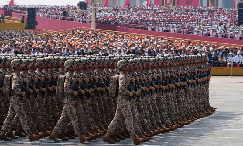 Demonstracija moći: Kina na vojnoj paradi pokazala nova oružja VIDEO