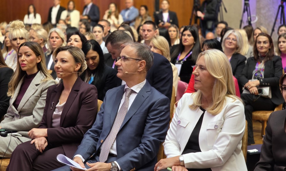 Macut uputio riječi podrške: Cvijanovićeva je simbol žene na najvišoj državnoj poziciji