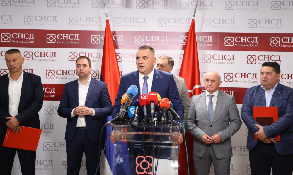 Završen sastanak: Vladajuća koaliciija načelno postigla dogovor o novim ministrima