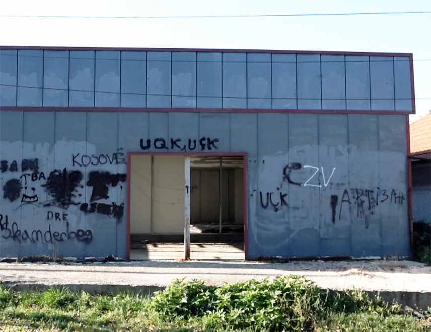 Policija Kosova se nije oglasila: Grafiti koji veličaju OVK u selu Batuse