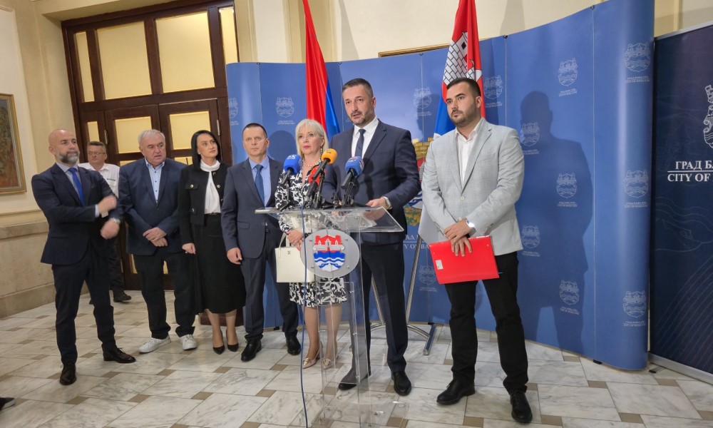 SNSD optužio Gradsku upravu za neozbiljnost: Stanivuković današnju sjednicu nazvao prijekim sudom