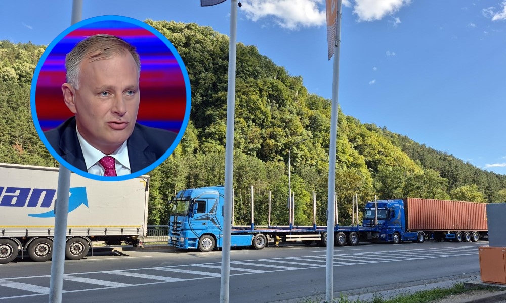 Incident kod terminala u Gradišci: Trivić svojim kamionom probio blokadu i zaprijetio tužbom