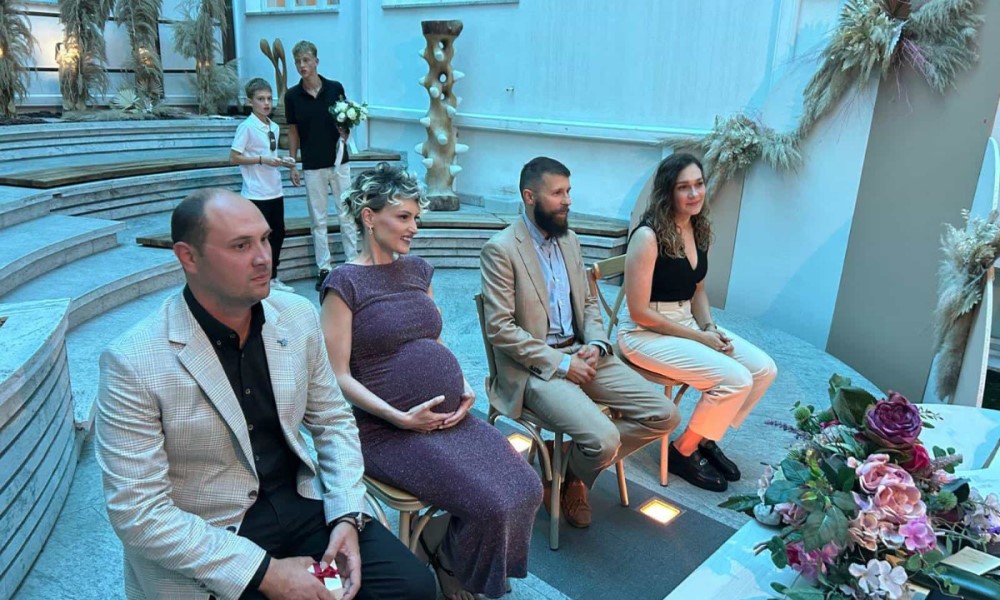U jednom danu! Banjalučanin se oženio i postao “astronaut”