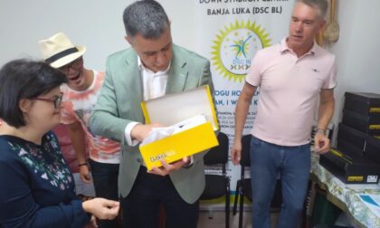 Naslovna slika br 4