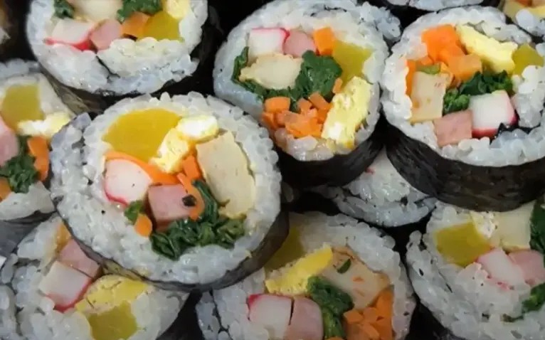 Popularan obrok u stanici: Astronauti napravili suši u svemiru