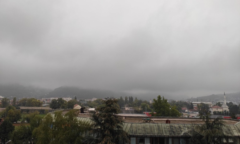 Sunce se “krije” iza tamnih oblaka: Evo kakvo nas vrijeme očekuje narednih dana FOTO