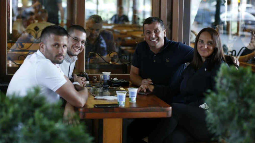 Vukanović navratio na ćevape i dao ocjenu: Sarajevski bolji od banjalučkih