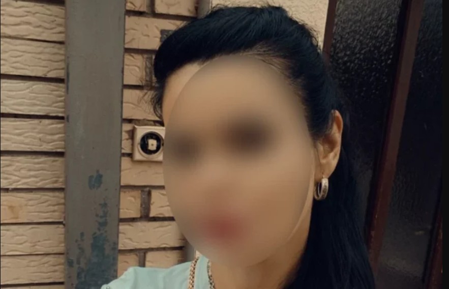 Vozač pobjegao: Ovo je žena koja je poginula dok je šetala sa sinom