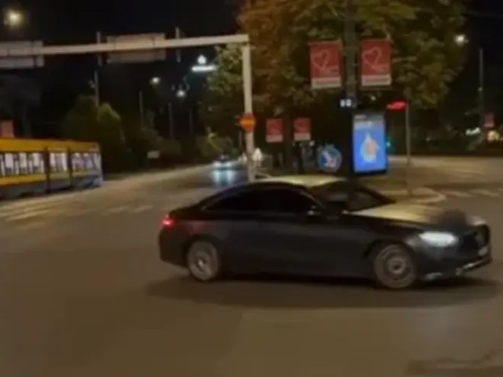 Policija ekspresno reagovala: Vozaču koji je ismijavao kaznu zbog divljanja oduzet auto