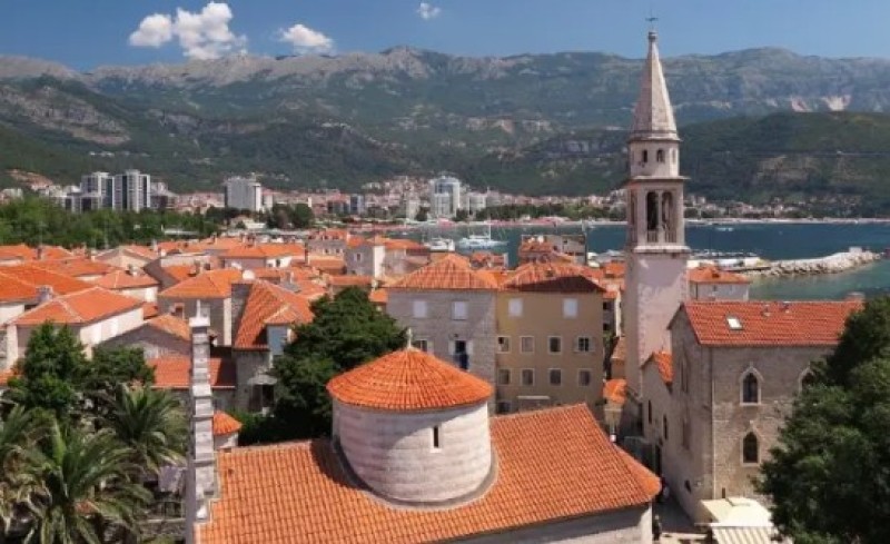 Zanimljivo istraživanje: Građani najviše povjerenja imaju u crkvu, većina je za EU