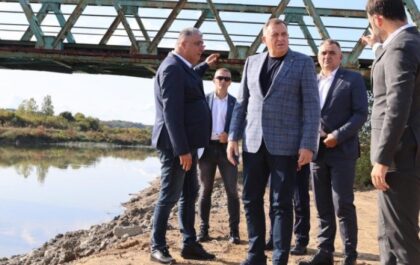 “Nismo to mogli da ignorišemo”: Dodik obišao radove na zaštiti od poplava kod Prijedora FOTO/VIDEO